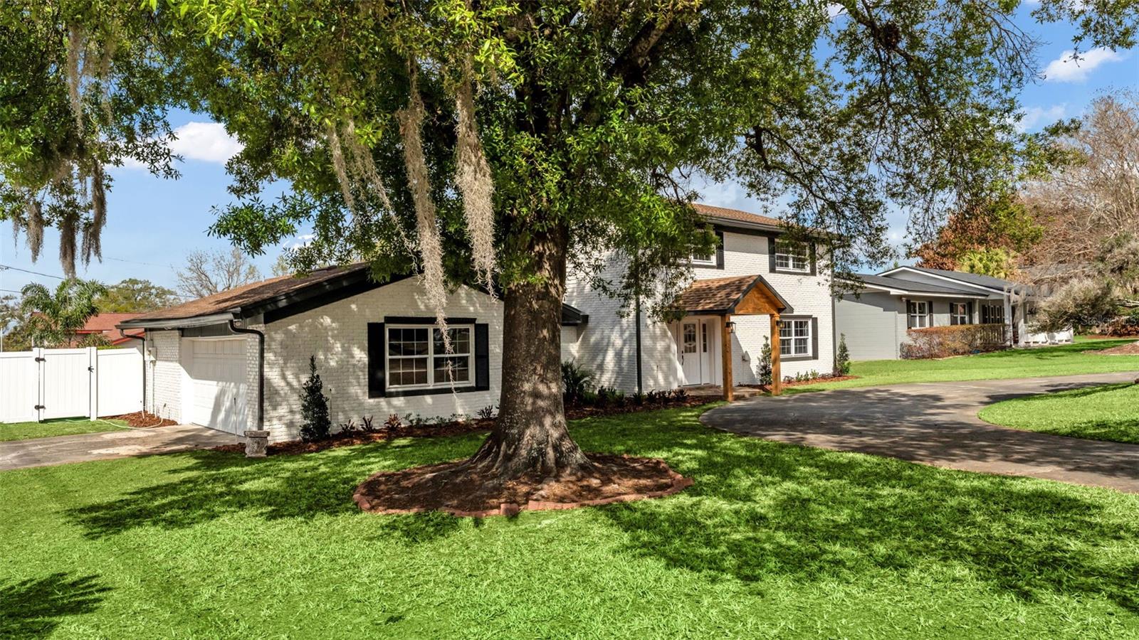 SANDRA HEIGHTS - Residential