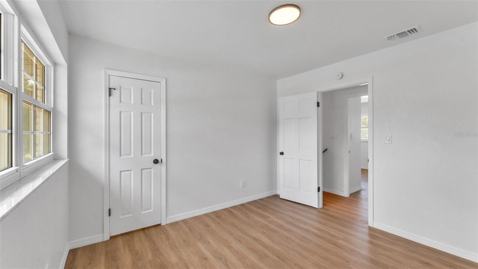 SANDRA HEIGHTS - Residential