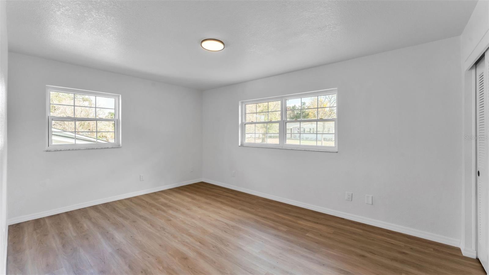 SANDRA HEIGHTS - Residential