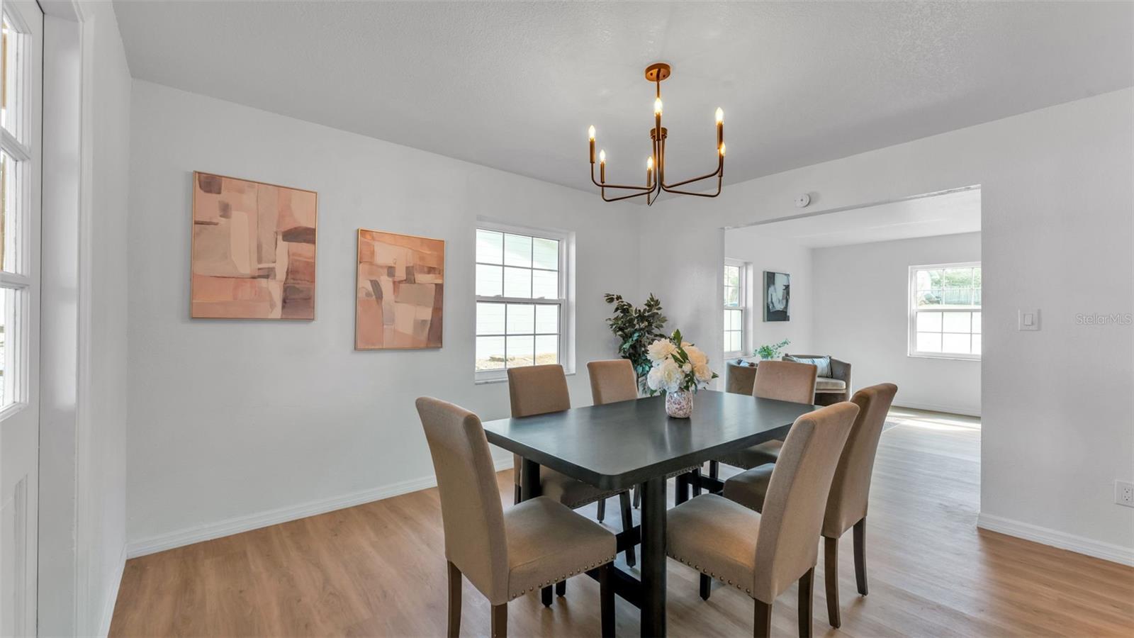 SANDRA HEIGHTS - Residential