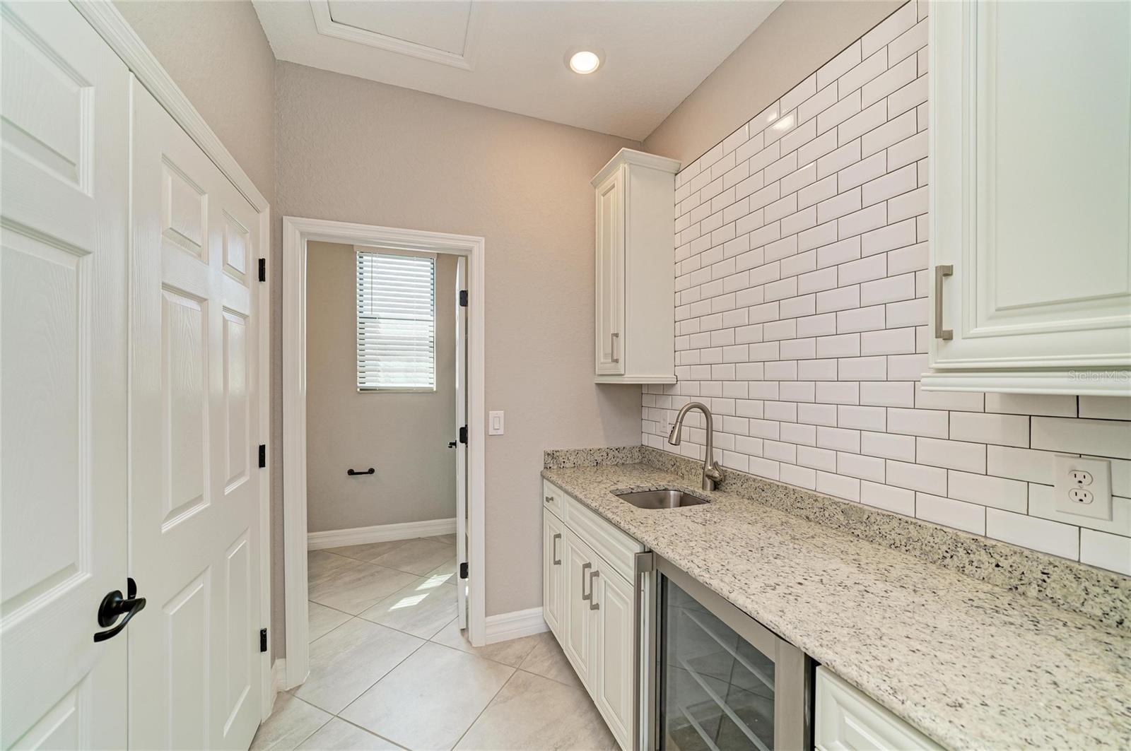 LAKEWOOD NATIONAL GOLF CULB PH II - Residential