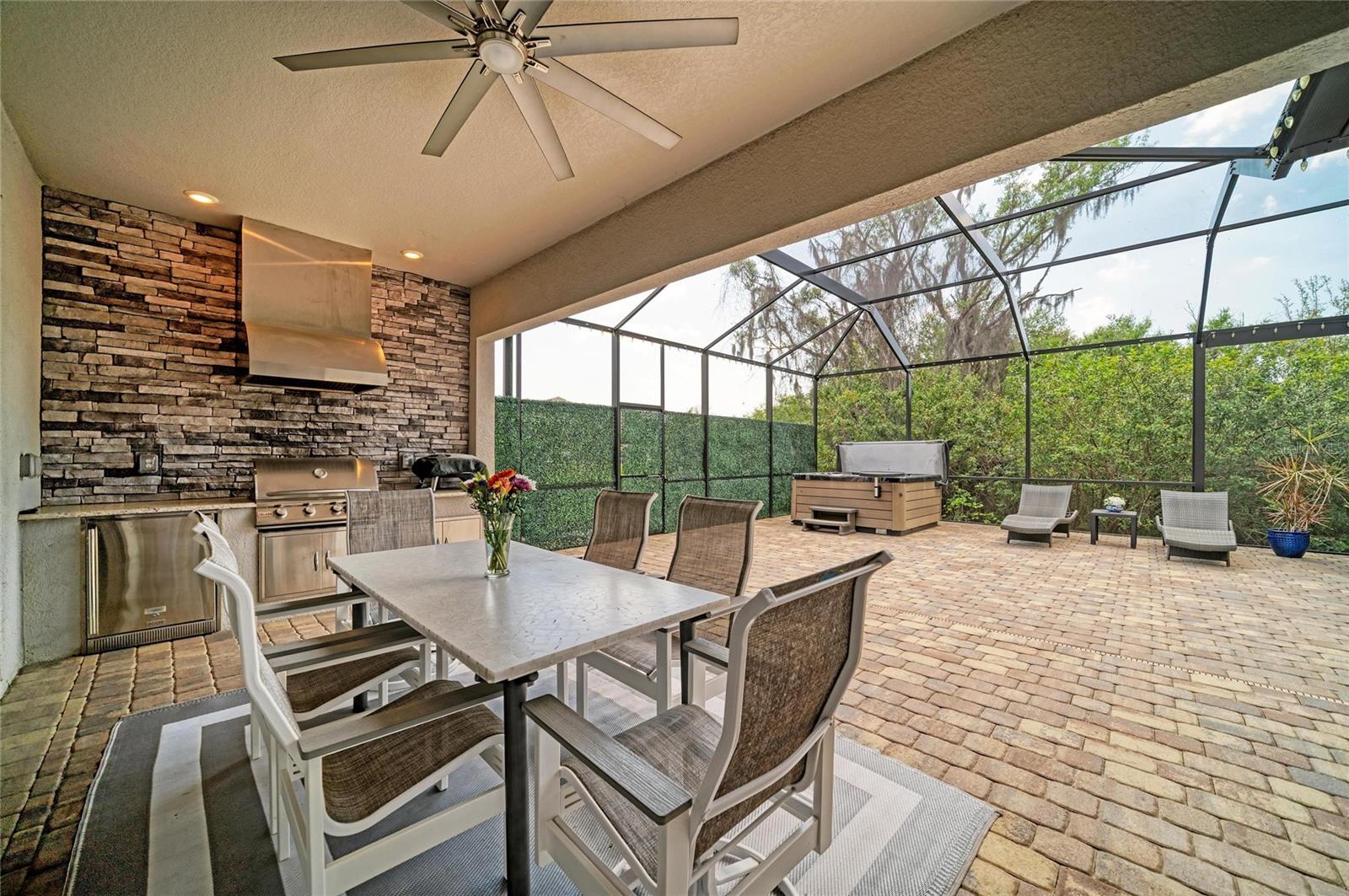 LAKEWOOD NATIONAL GOLF CULB PH II - Residential