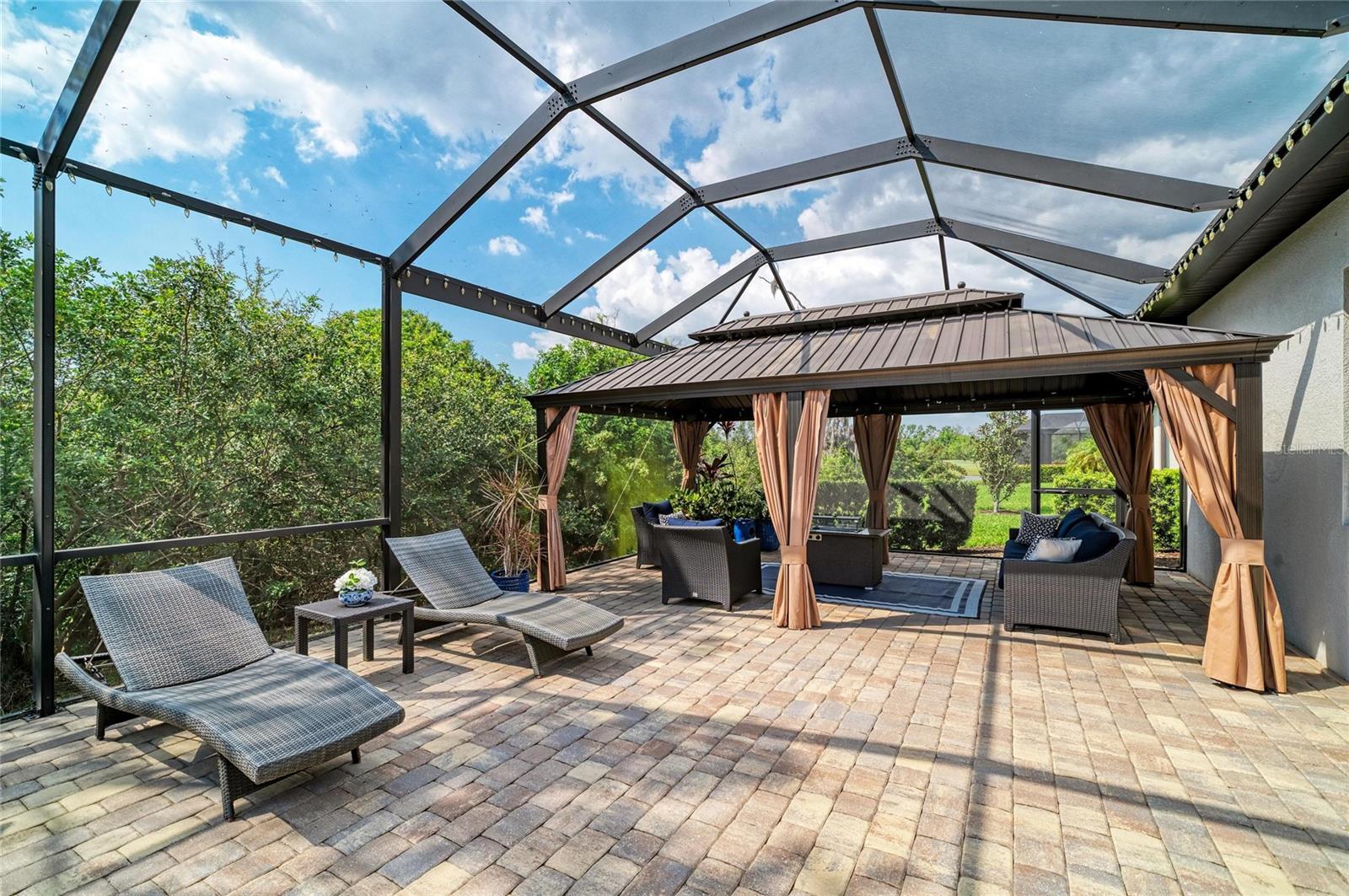 LAKEWOOD NATIONAL GOLF CULB PH II - Residential