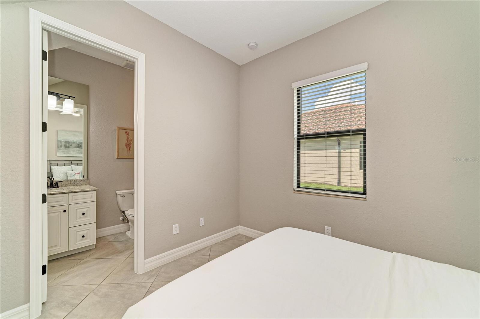 LAKEWOOD NATIONAL GOLF CULB PH II - Residential