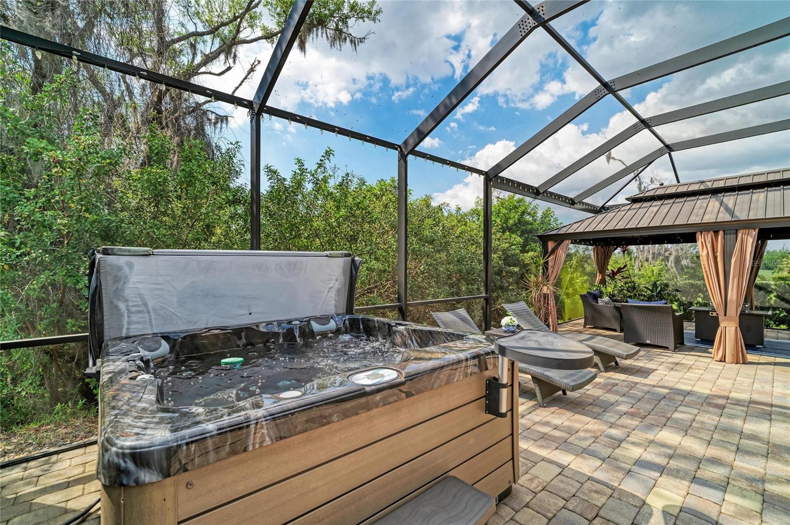 LAKEWOOD NATIONAL GOLF CULB PH II - Residential