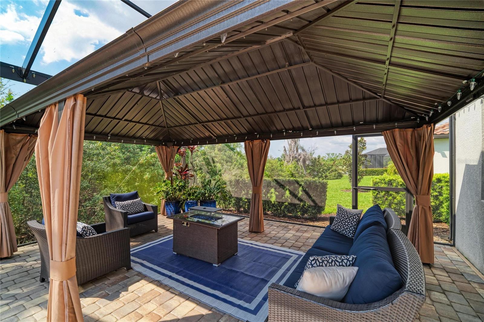 LAKEWOOD NATIONAL GOLF CULB PH II - Residential