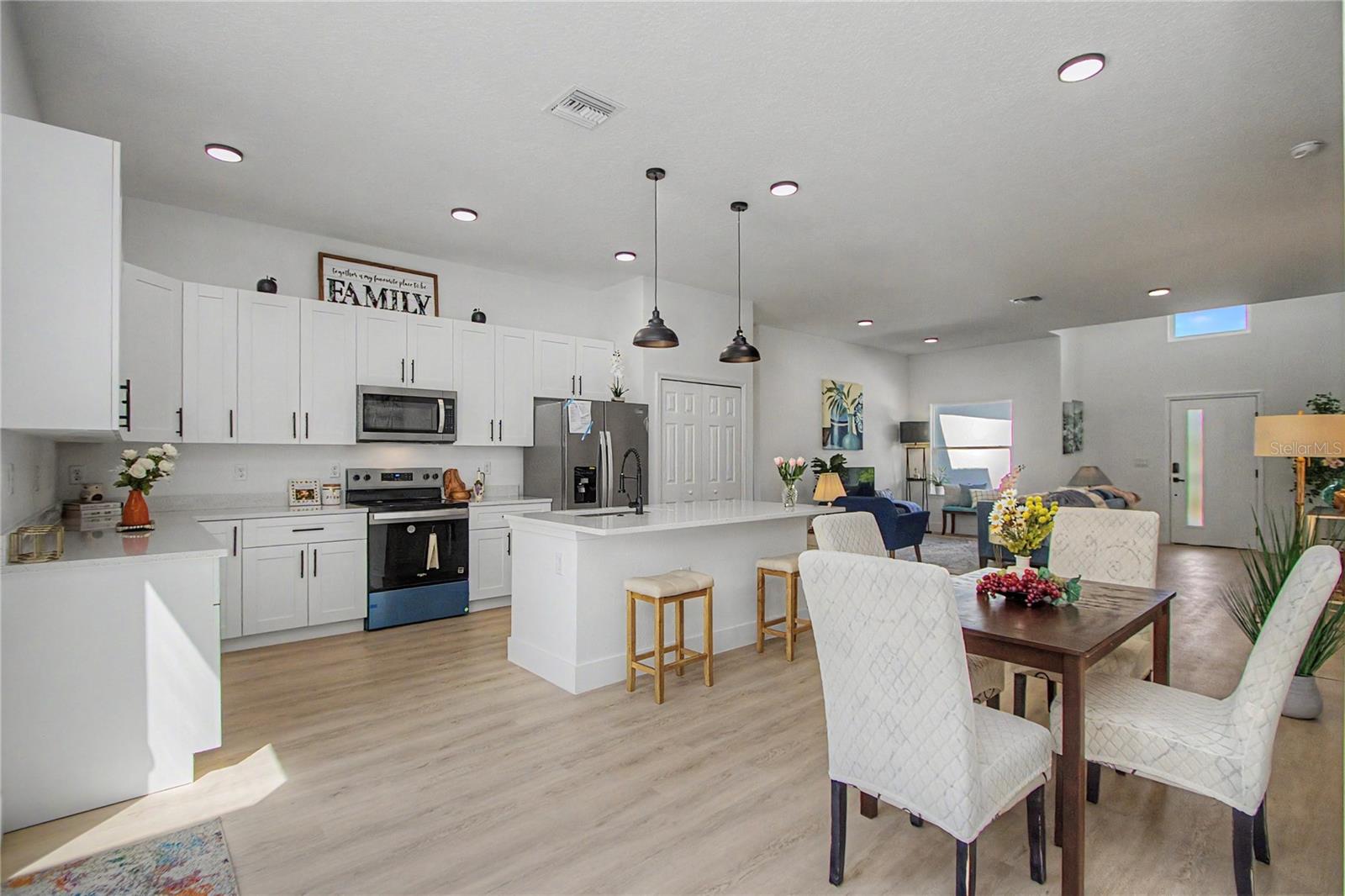 MARION OAKS UN 04 - Residential