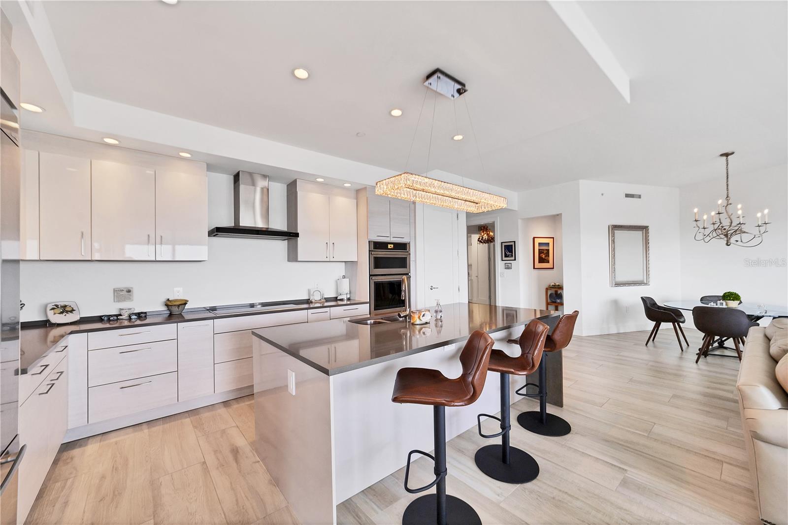 VUE SARASOTA BAY - Residential