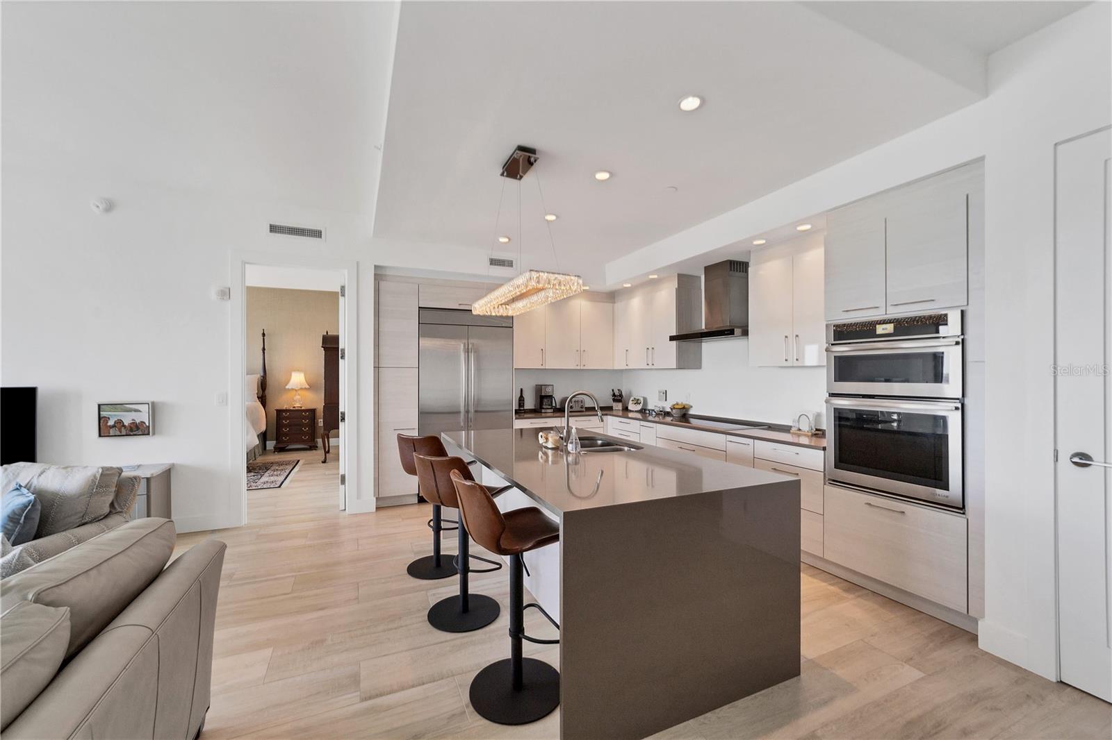 VUE SARASOTA BAY - Residential