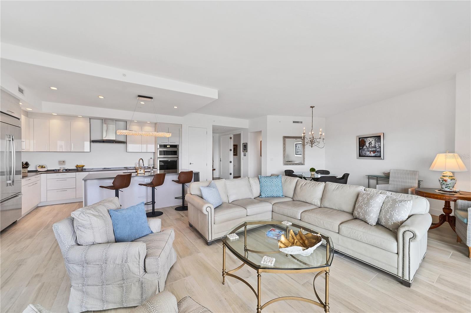 VUE SARASOTA BAY - Residential