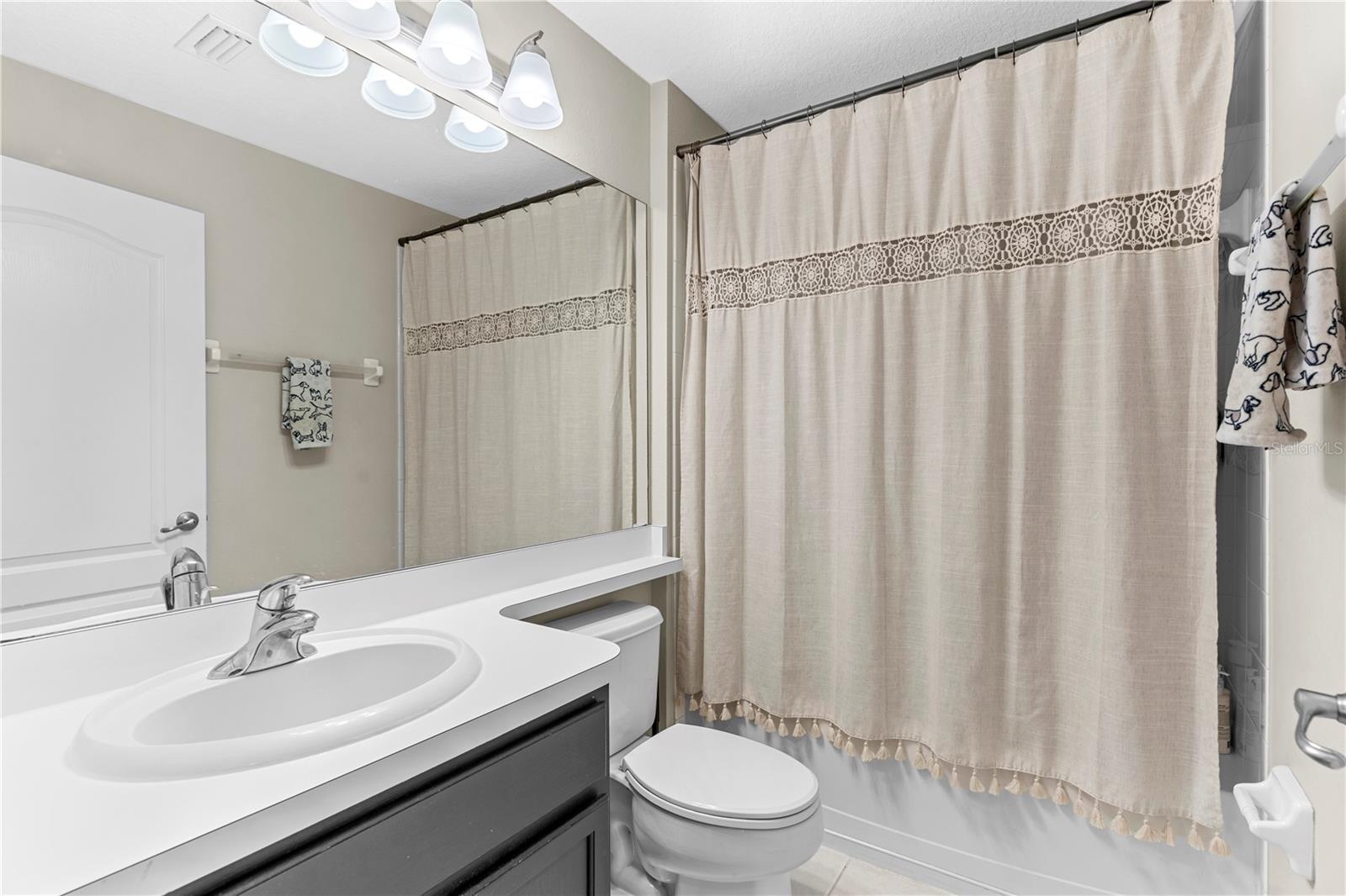 RIVER BEND PH 1A - Residential Lease