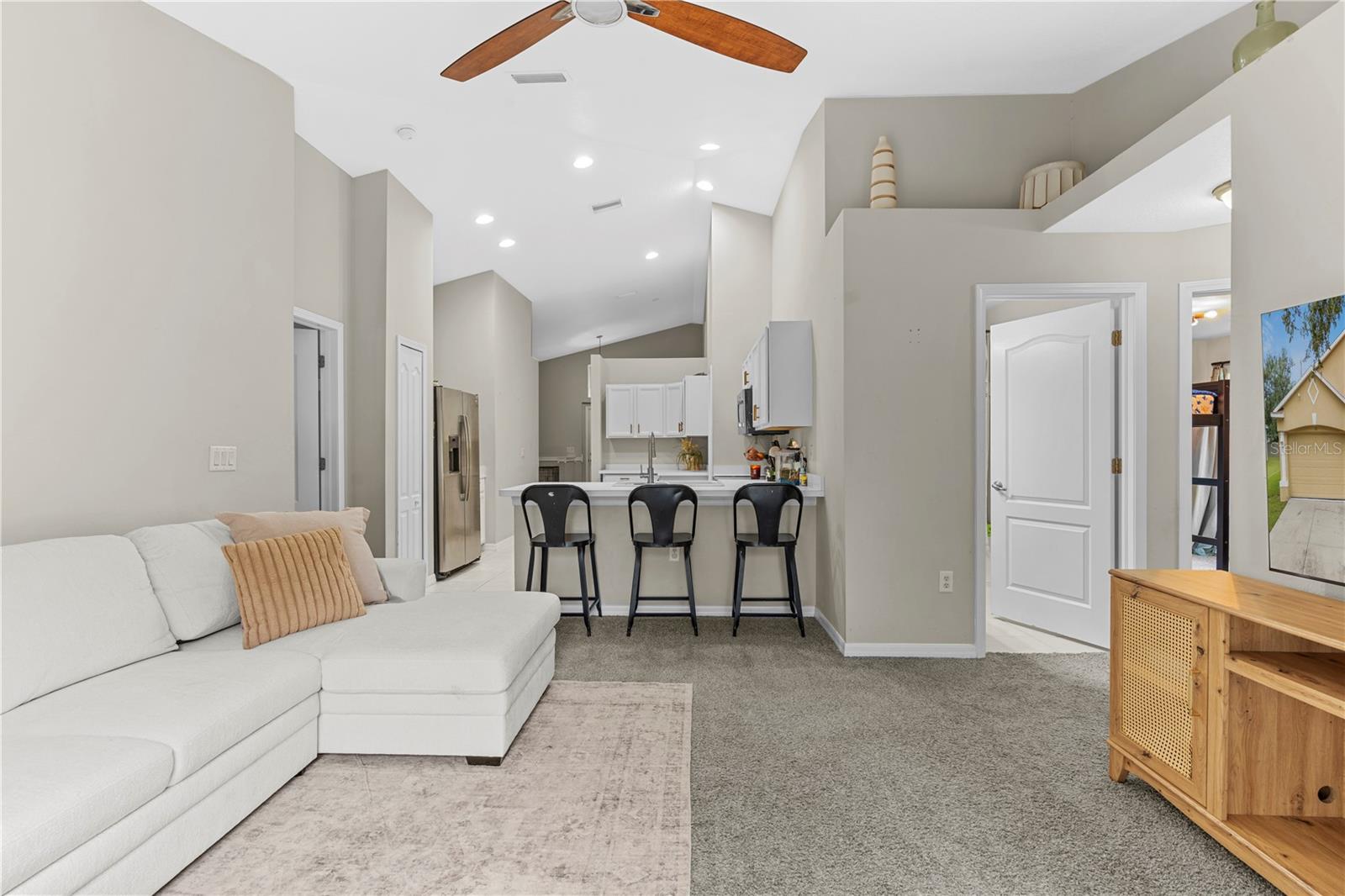 RIVER BEND PH 1A - Residential Lease