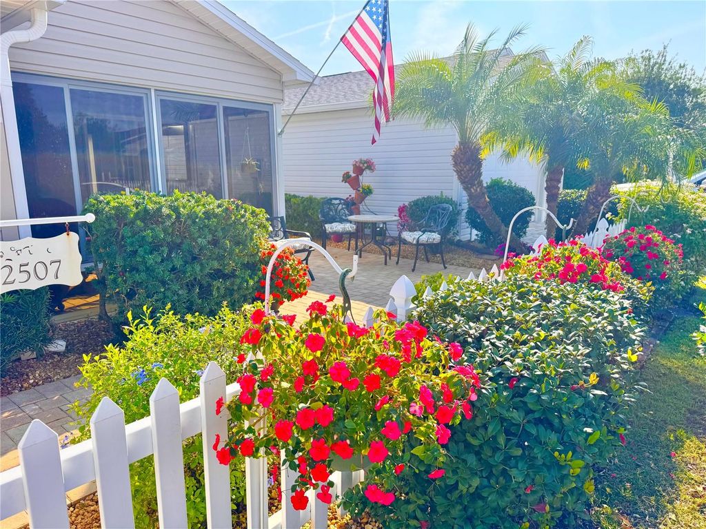 Photo of 2507 Everwood Court, The Villages, FL 32162 (MLS # G5105208)