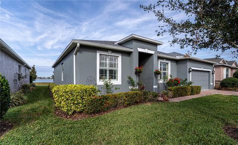 A home in WINTER HAVEN