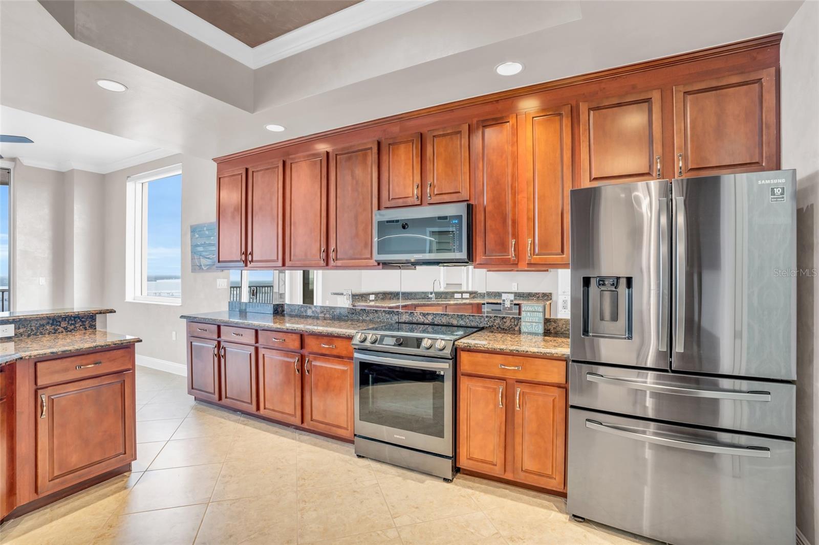 2090 W 1ST STREET H2908