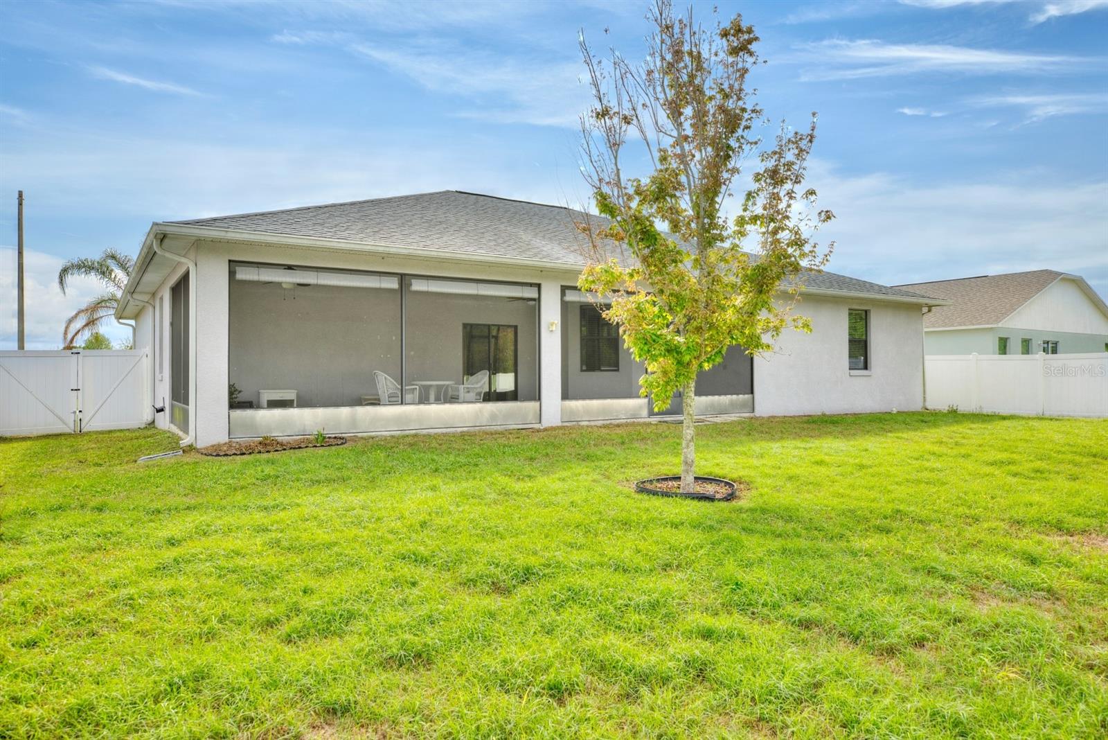 GARDENS PH 01 - Residential