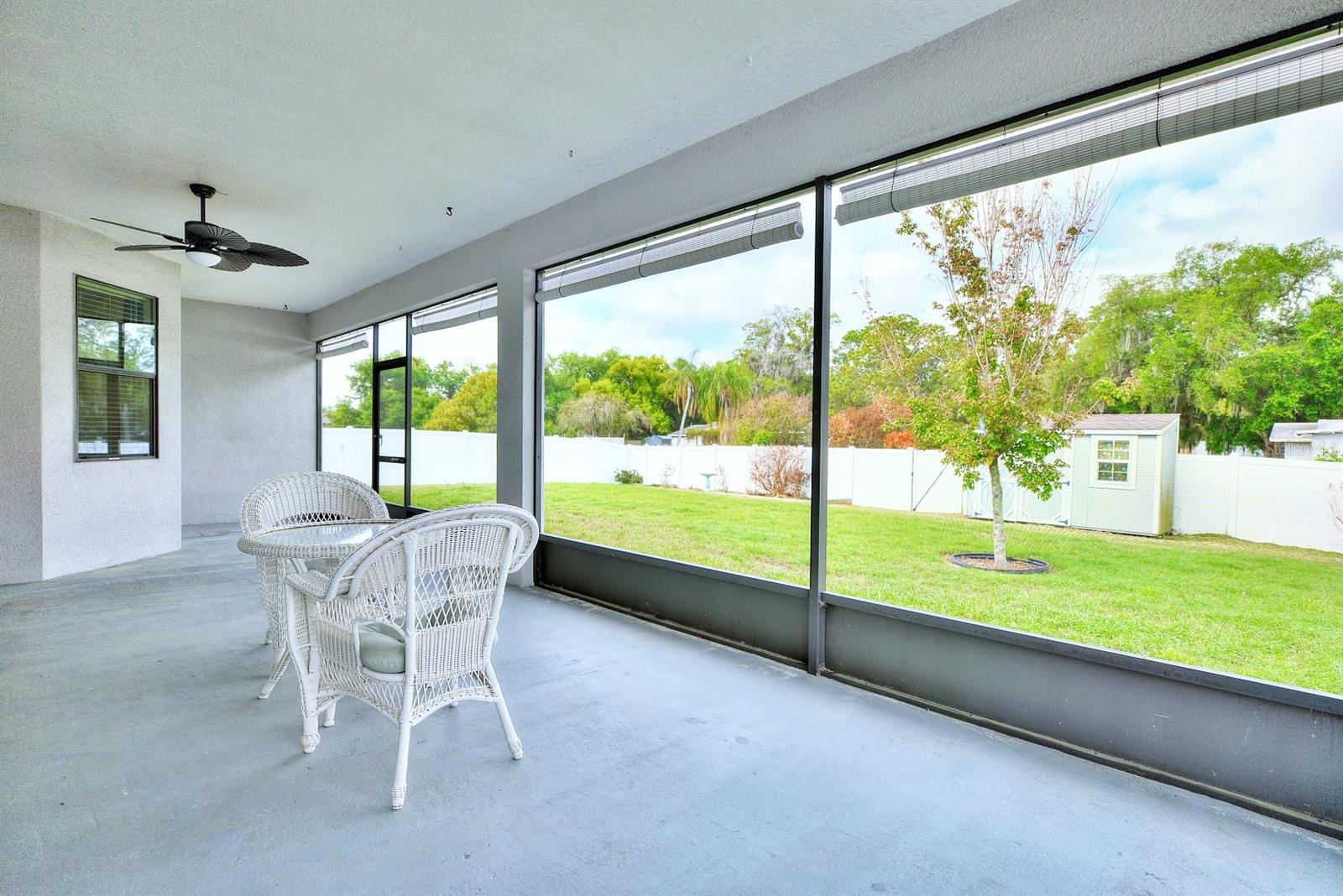 GARDENS PH 01 - Residential