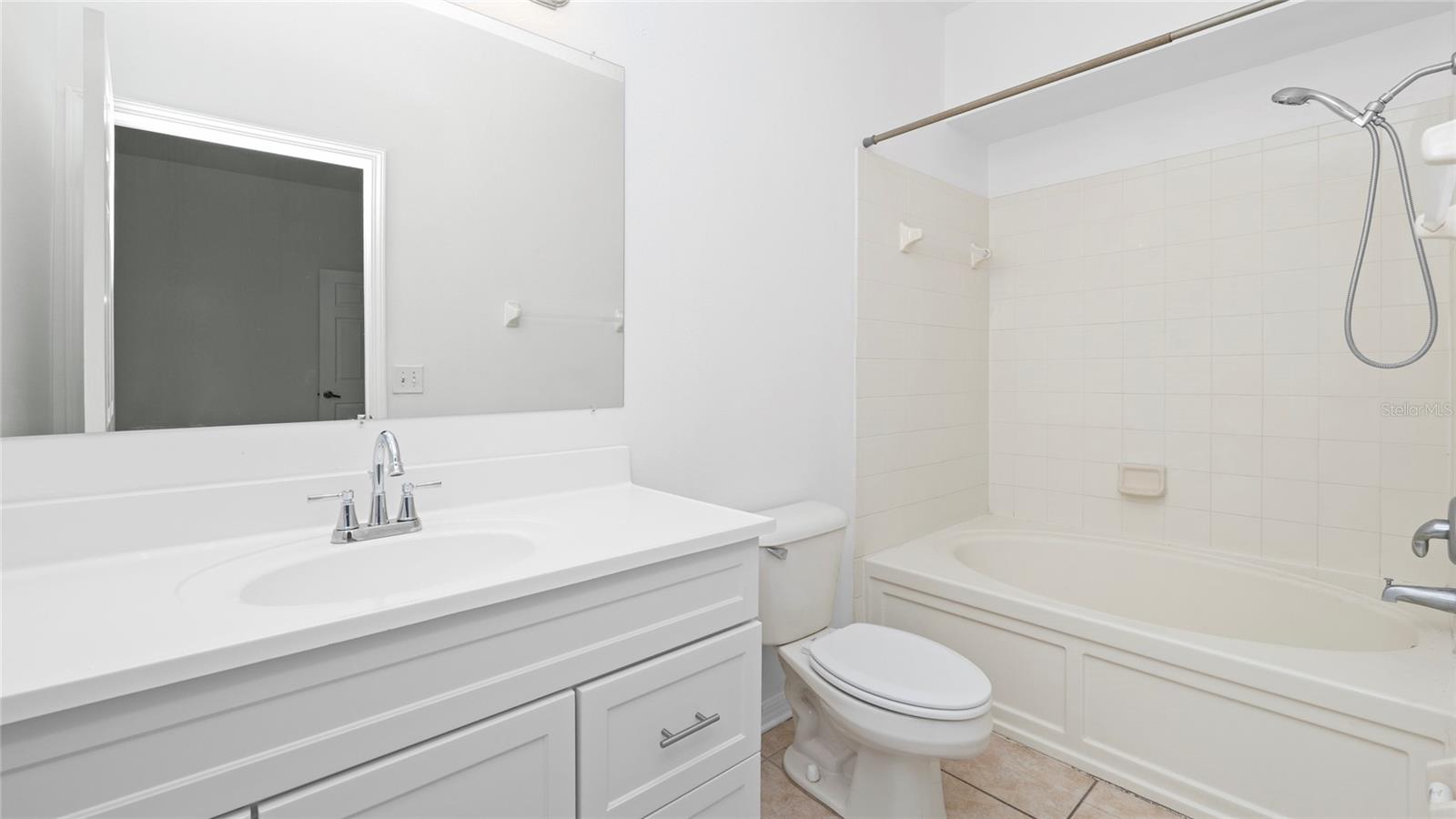 HIDDEN OAKS AT TEMPLE TERRACE PHASE 1 - Residential