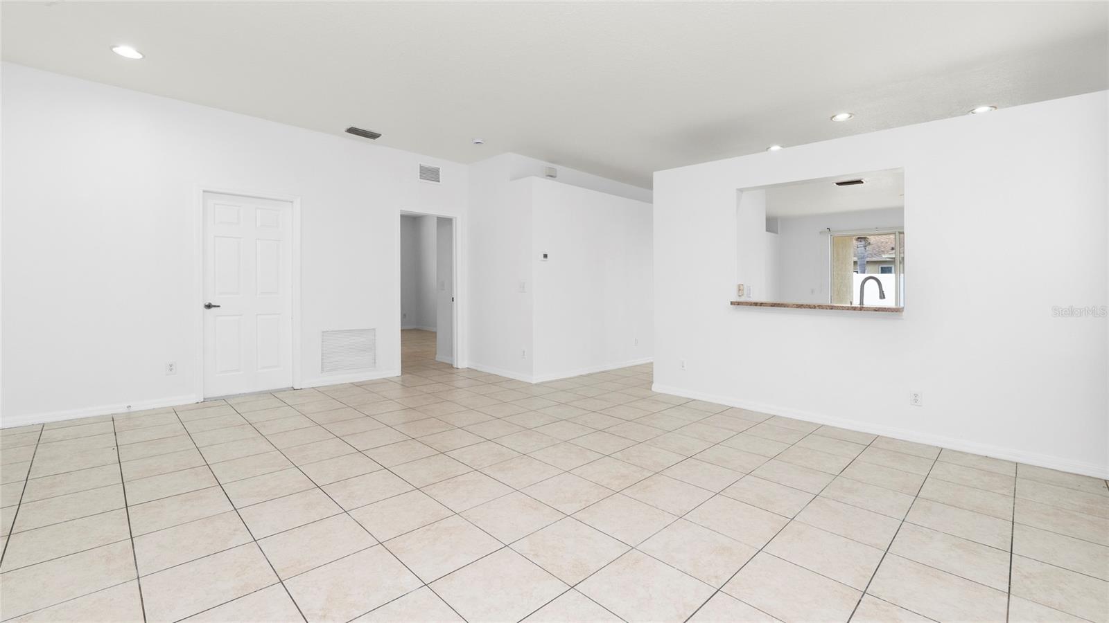 HIDDEN OAKS AT TEMPLE TERRACE PHASE 1 - Residential