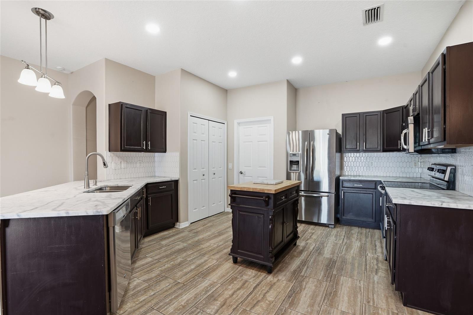 BOYETTE OAKS - Residential