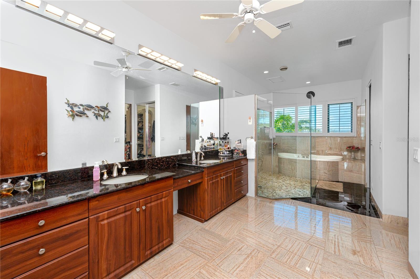 ESPLANADE ON THE BAY - Residential