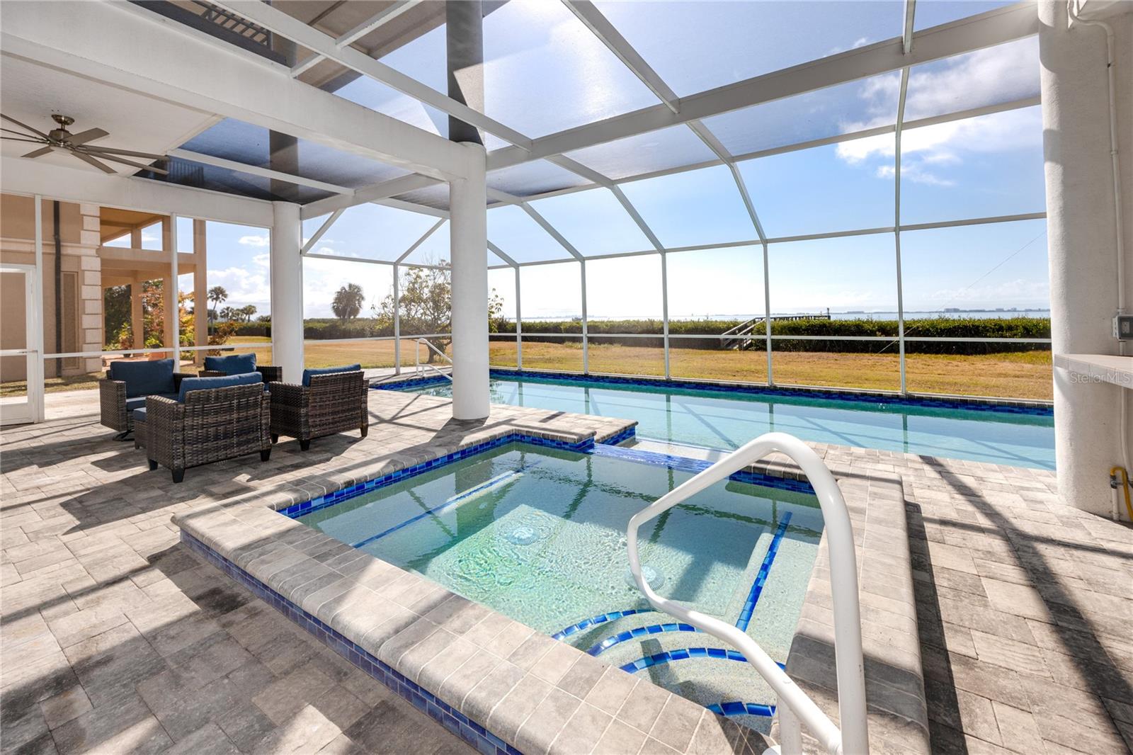 ESPLANADE ON THE BAY - Residential