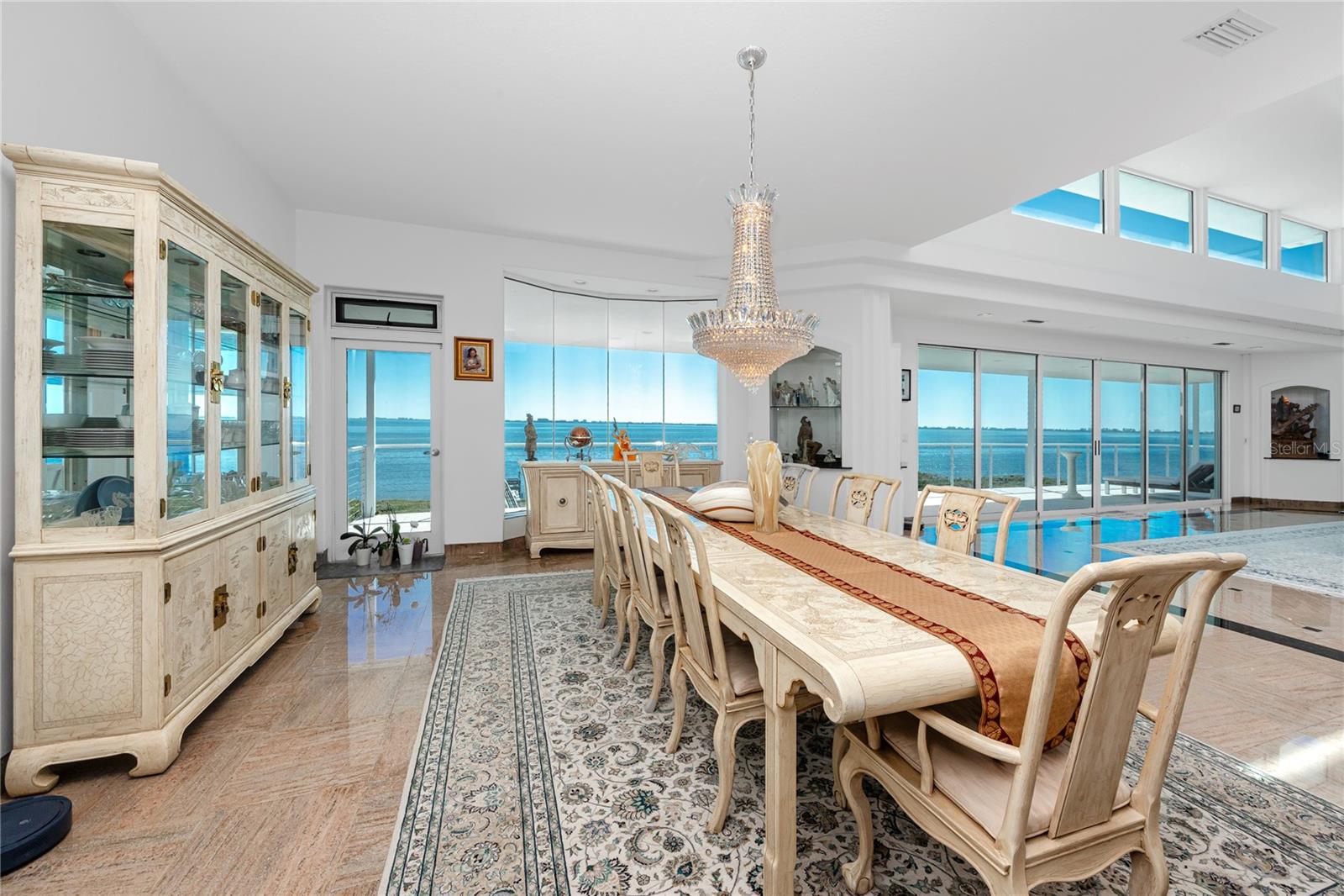 ESPLANADE ON THE BAY - Residential