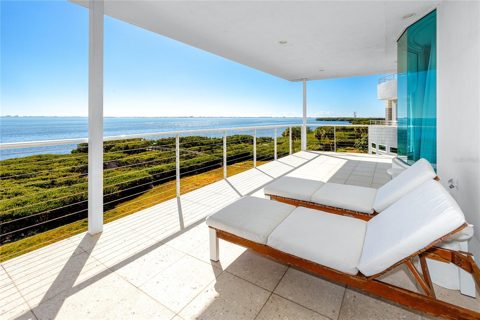 ESPLANADE ON THE BAY - Residential