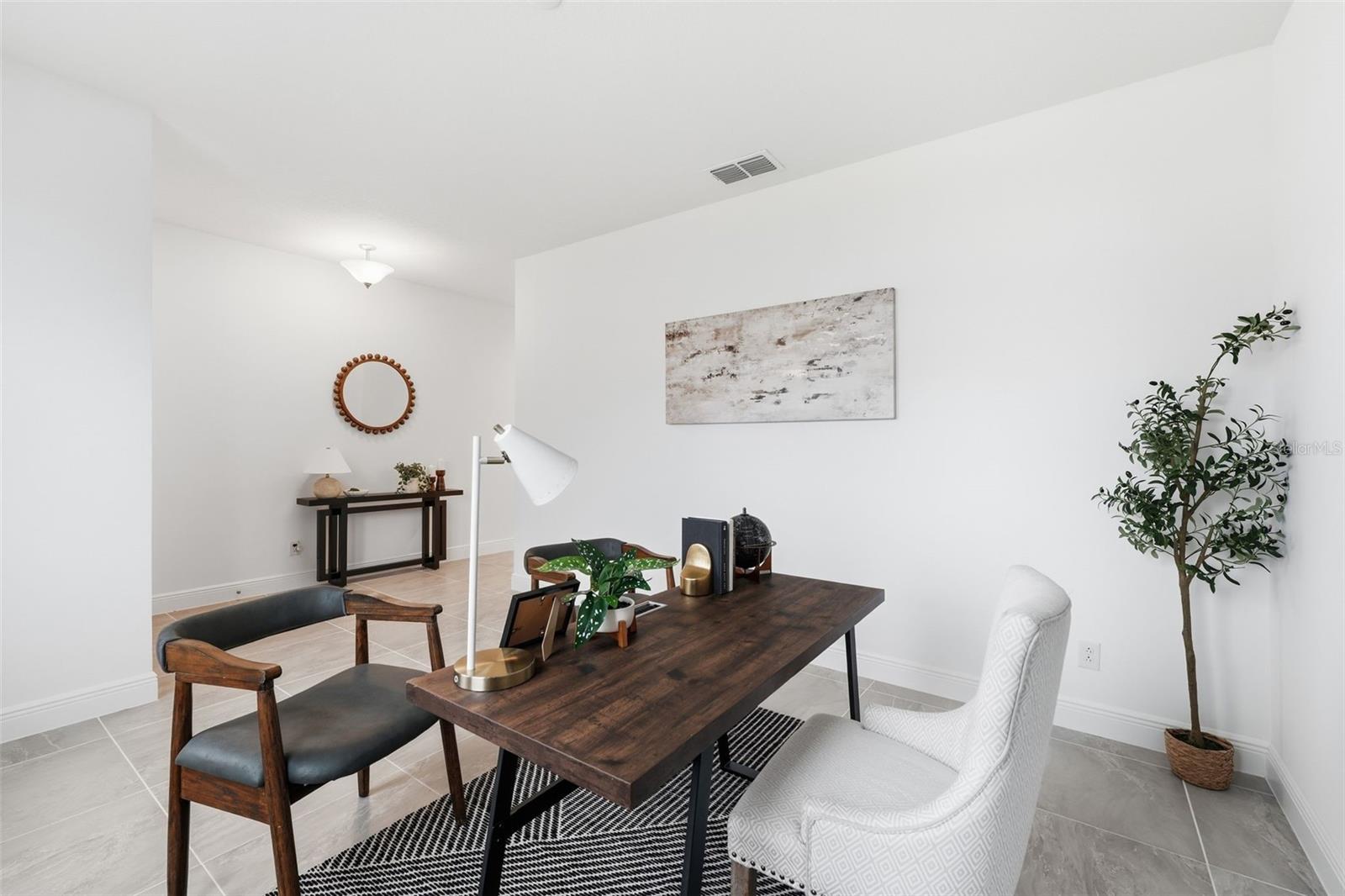 383 LEMONGRASS ROAD