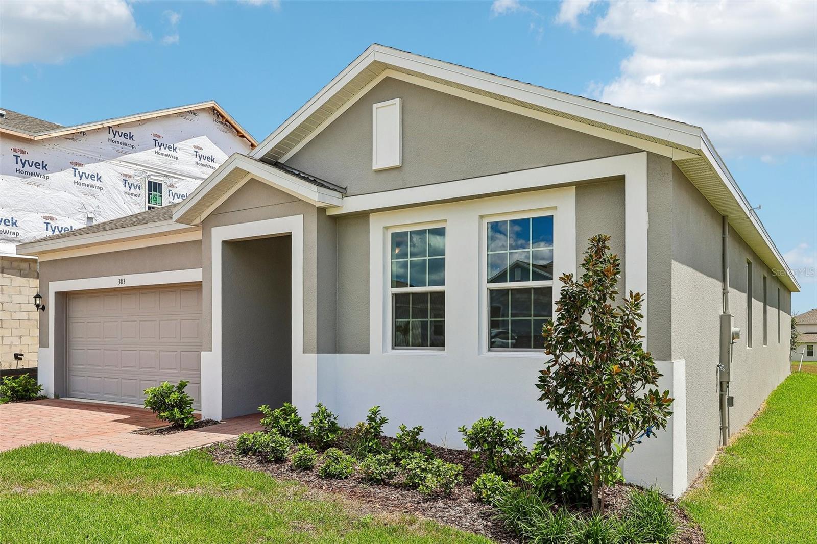 383 LEMONGRASS ROAD