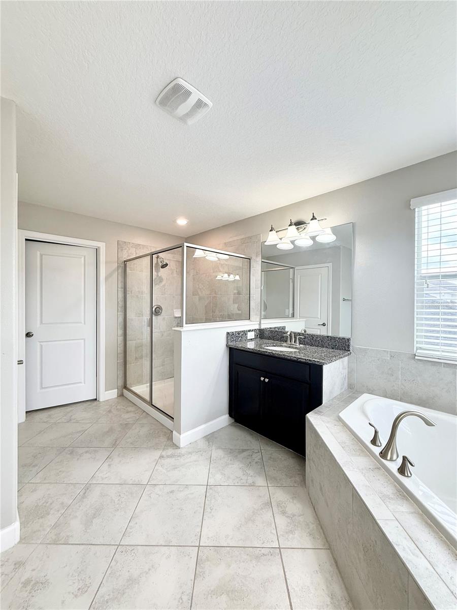 TERRA BELLA - Residential Lease