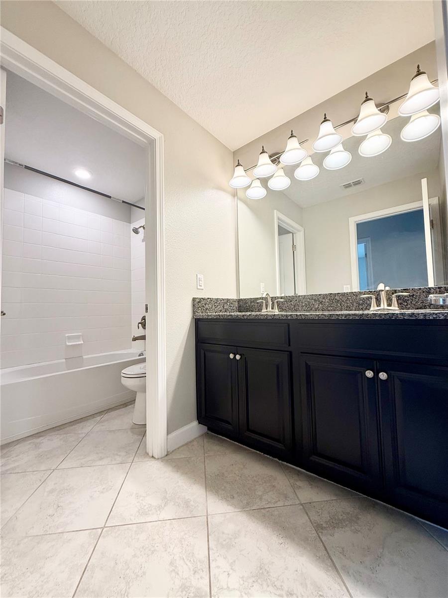 TERRA BELLA - Residential Lease