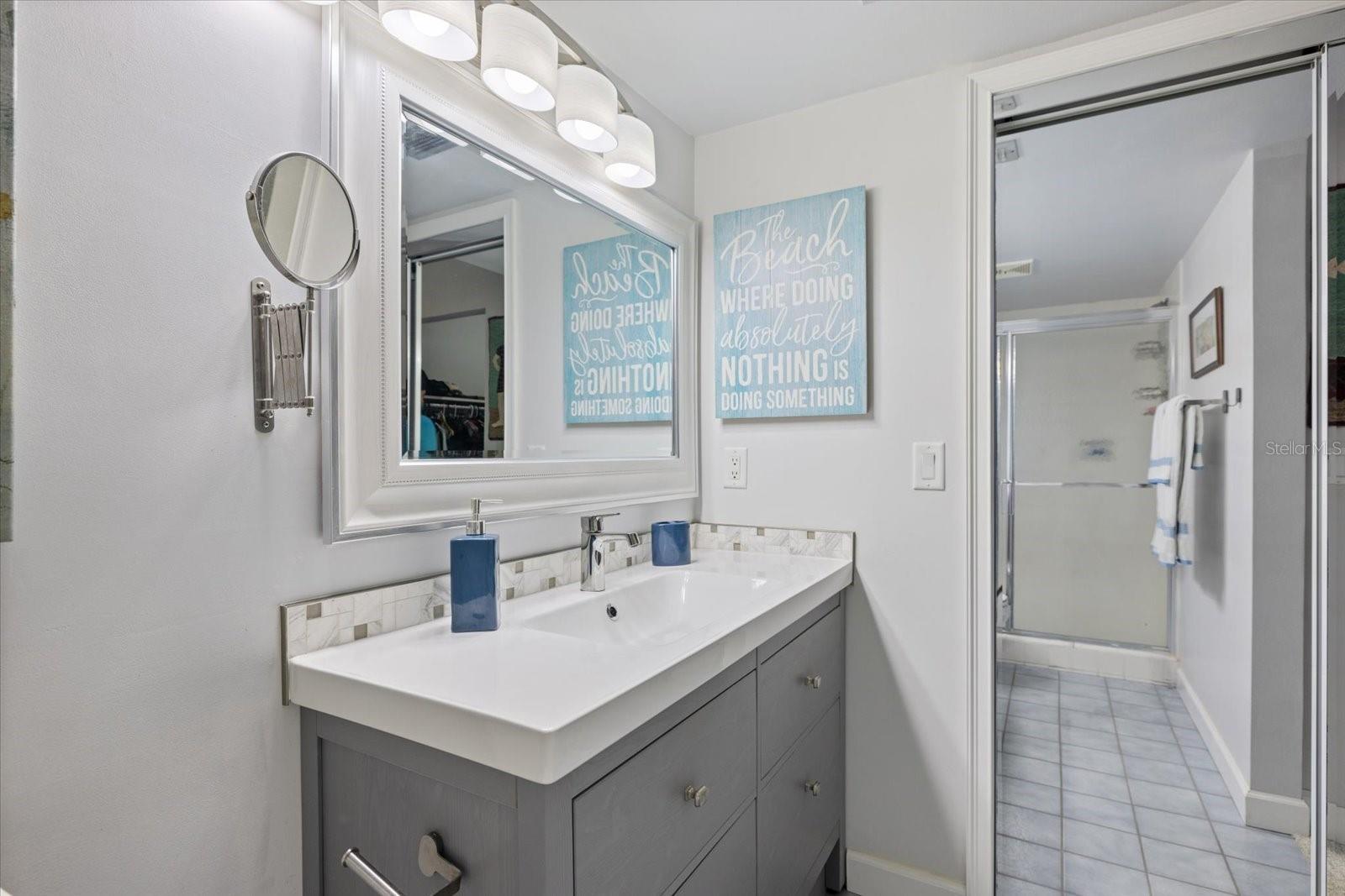 BIRD BAY II - Residential