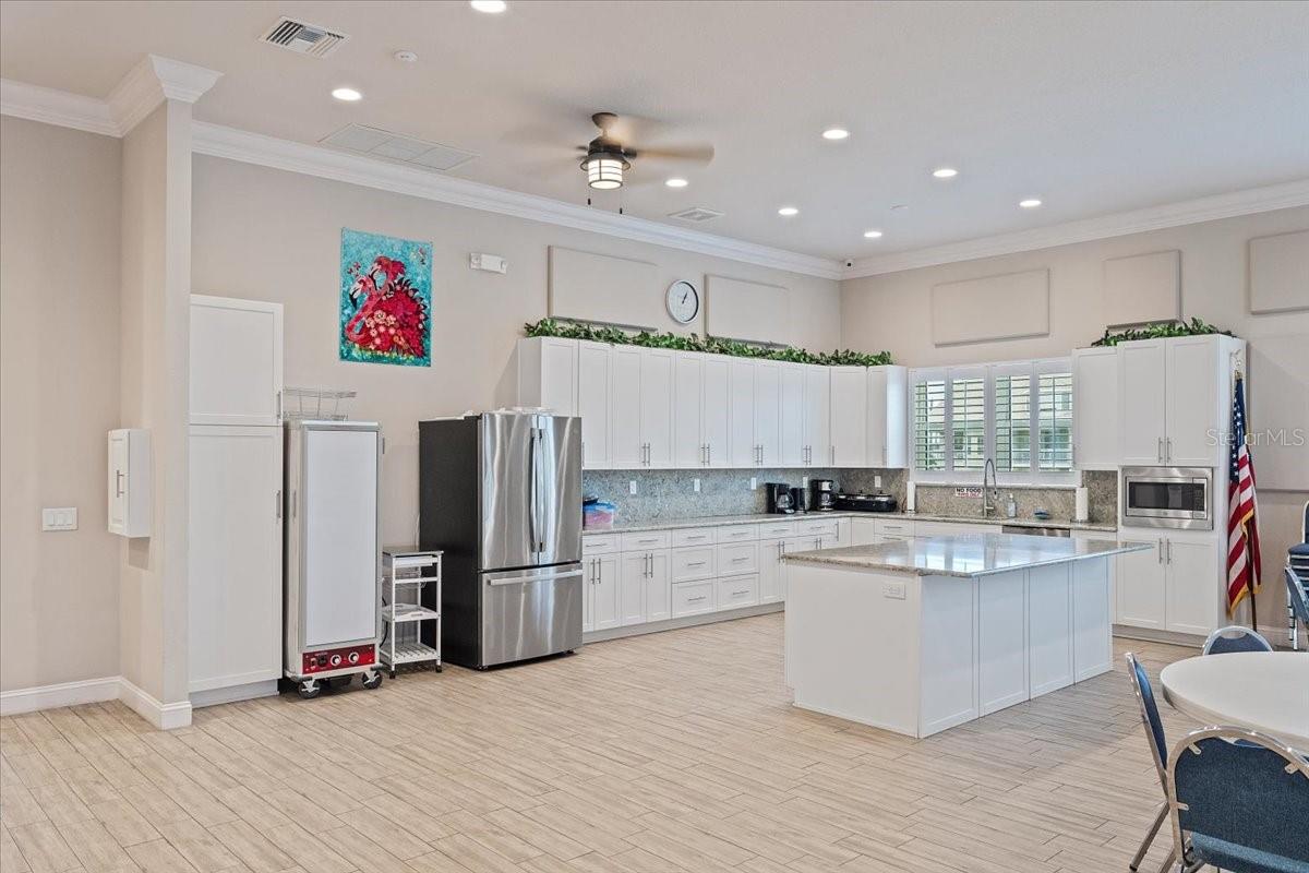 SAND PEBBLE POINTE CONDO 01 AMD 02 - Residential