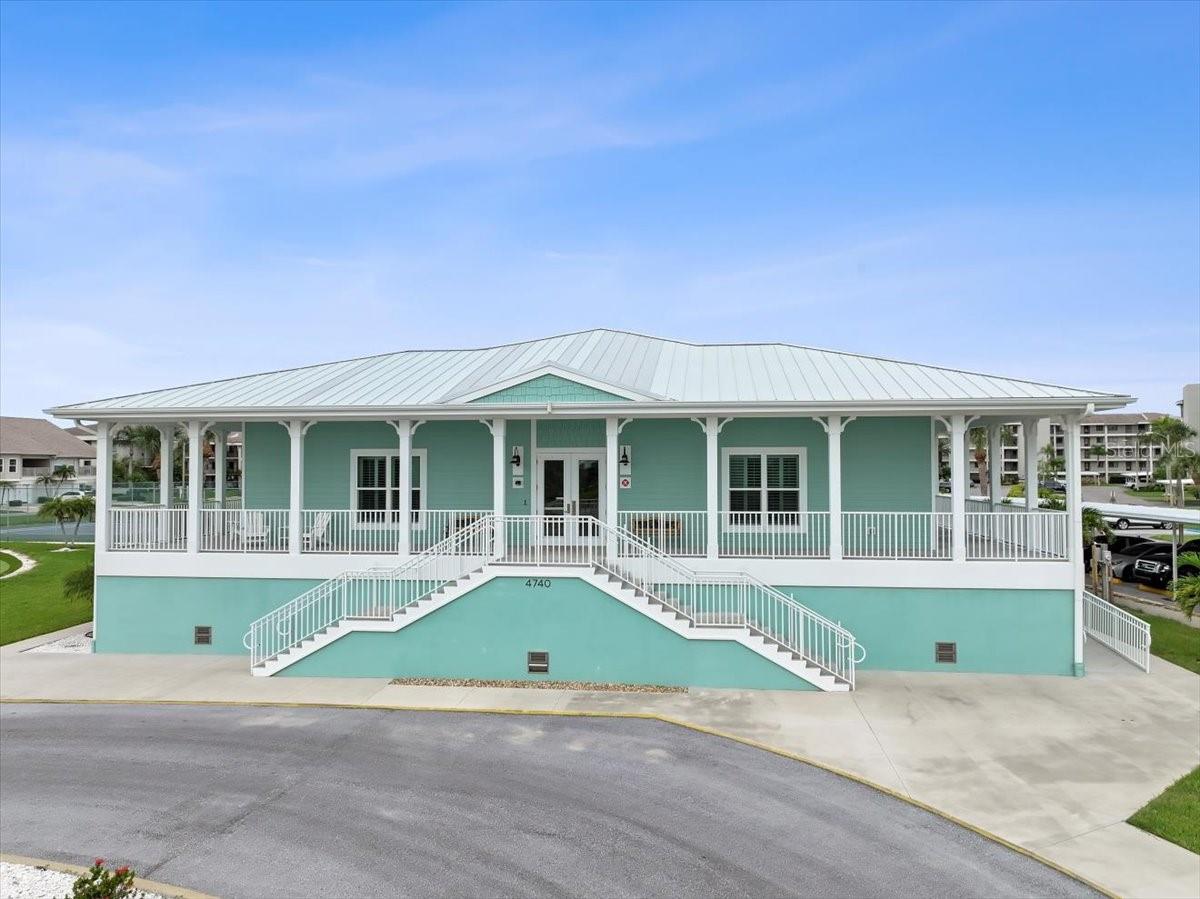SAND PEBBLE POINTE CONDO 01 AMD 02 - Residential