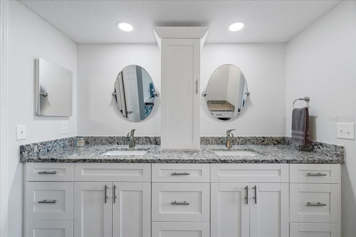 SAND PEBBLE POINTE CONDO 01 AMD 02 - Residential