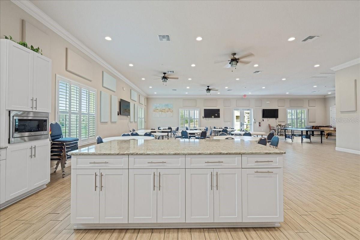 SAND PEBBLE POINTE CONDO 01 AMD 02 - Residential