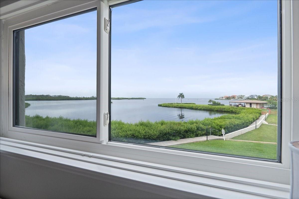 SAND PEBBLE POINTE CONDO 01 AMD 02 - Residential
