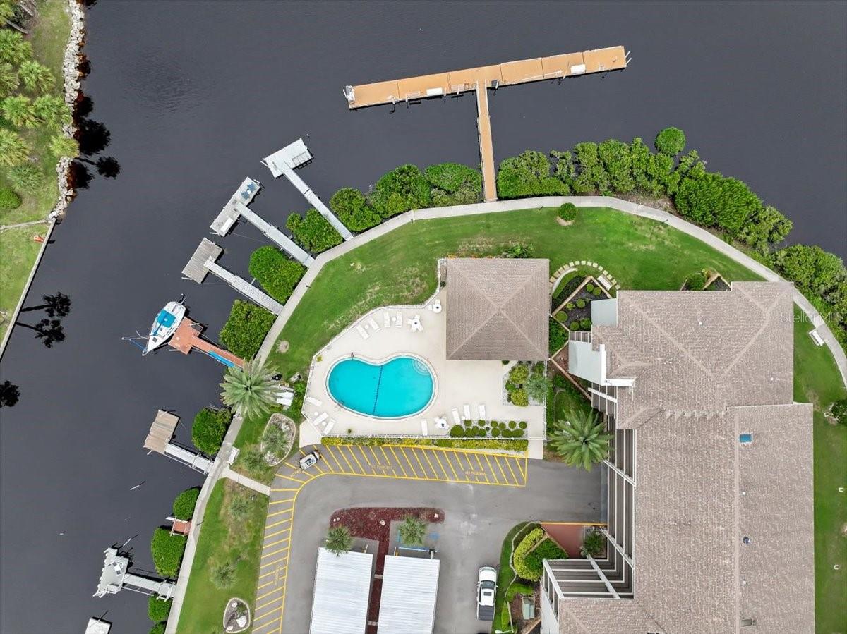 SAND PEBBLE POINTE CONDO 01 AMD 02 - Residential