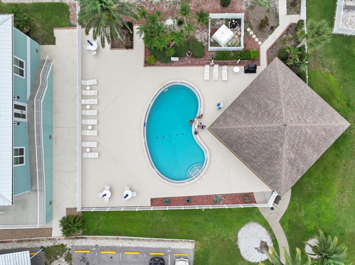 SAND PEBBLE POINTE CONDO 01 AMD 02 - Residential