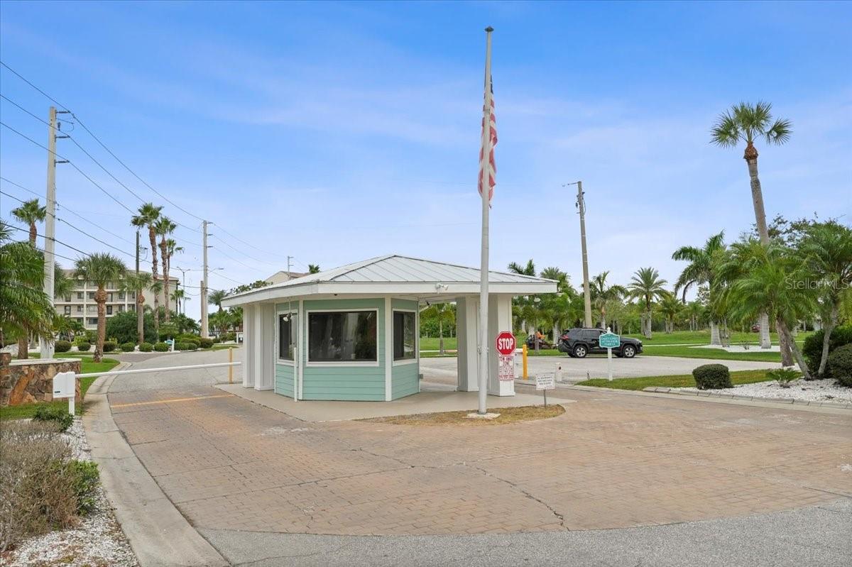 SAND PEBBLE POINTE CONDO 01 AMD 02 - Residential