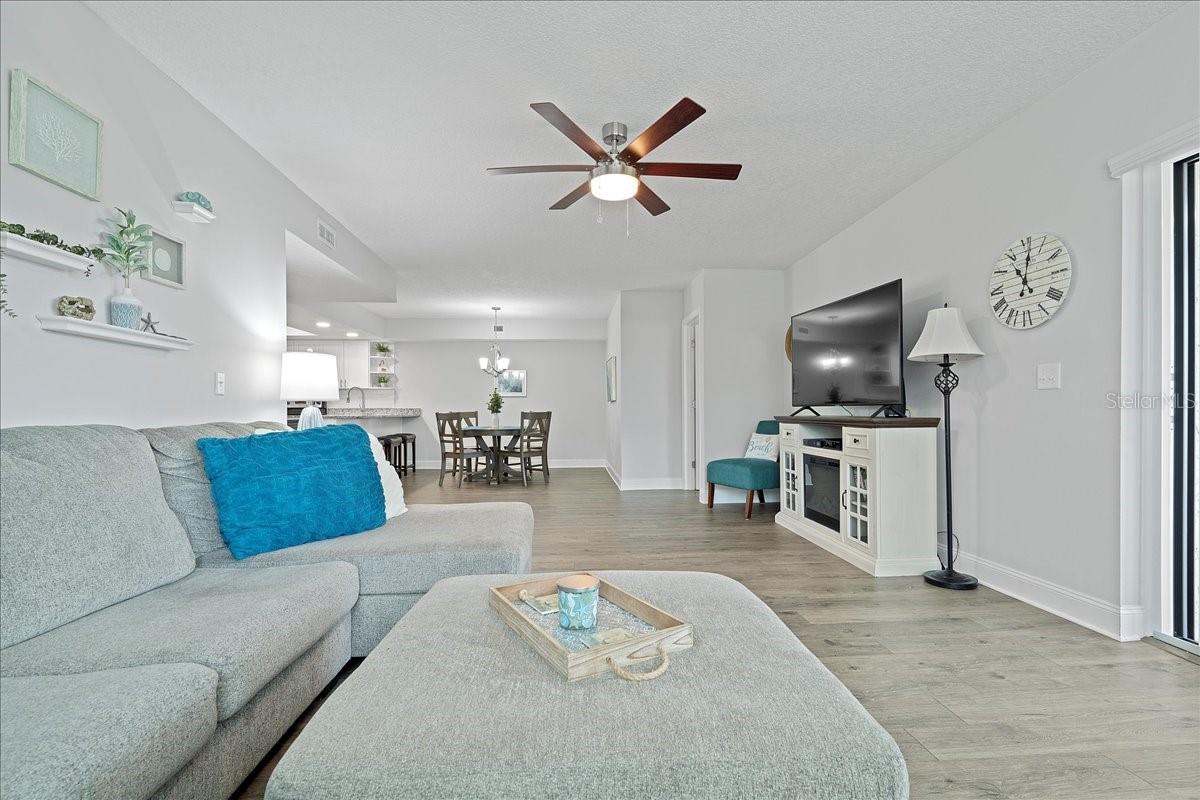 SAND PEBBLE POINTE CONDO 01 AMD 02 - Residential