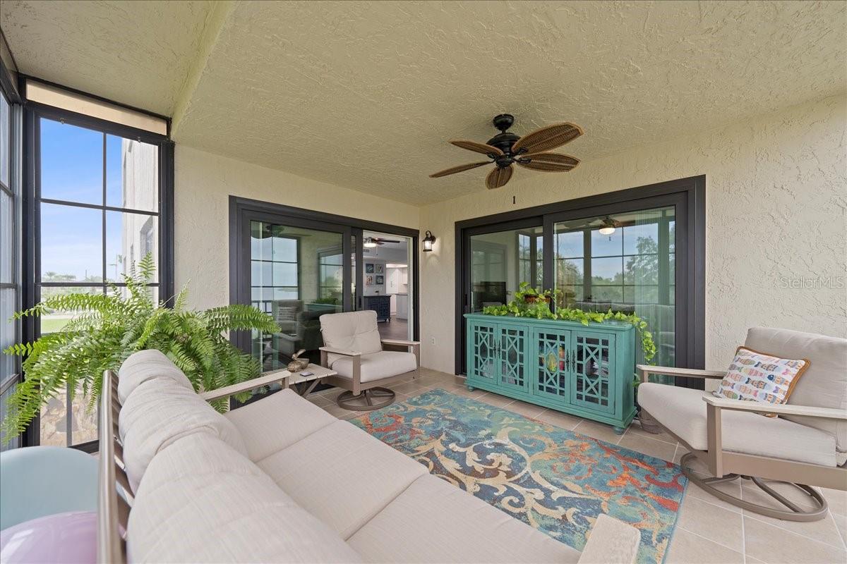 SAND PEBBLE POINTE CONDO 01 AMD 02 - Residential