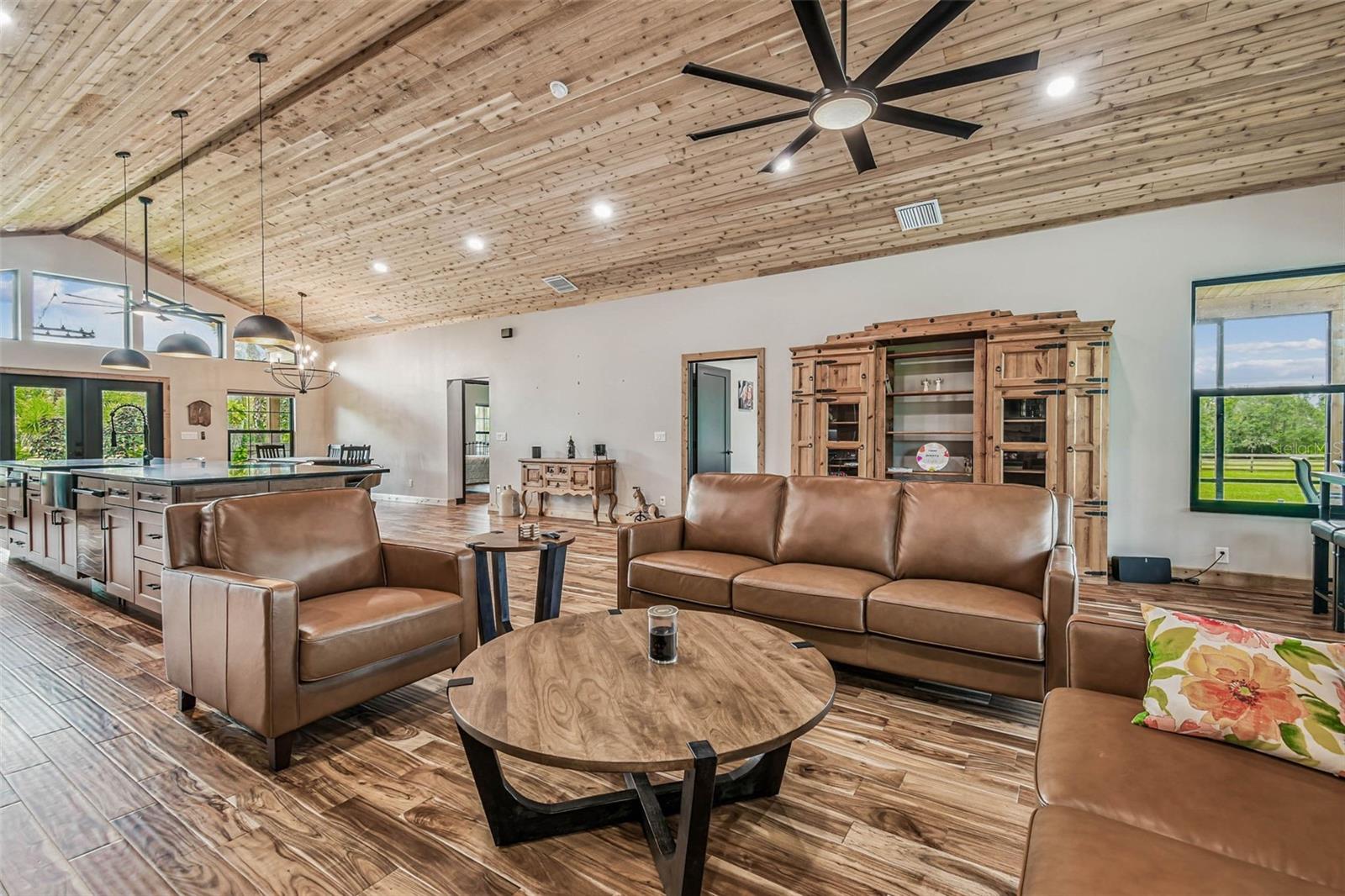 MARTINDALE ACRES - Residential