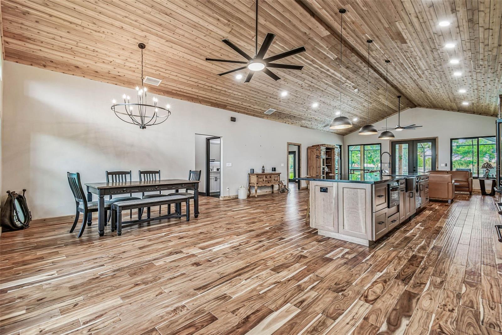 MARTINDALE ACRES - Residential