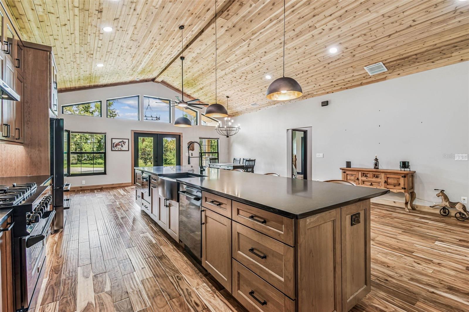 MARTINDALE ACRES - Residential