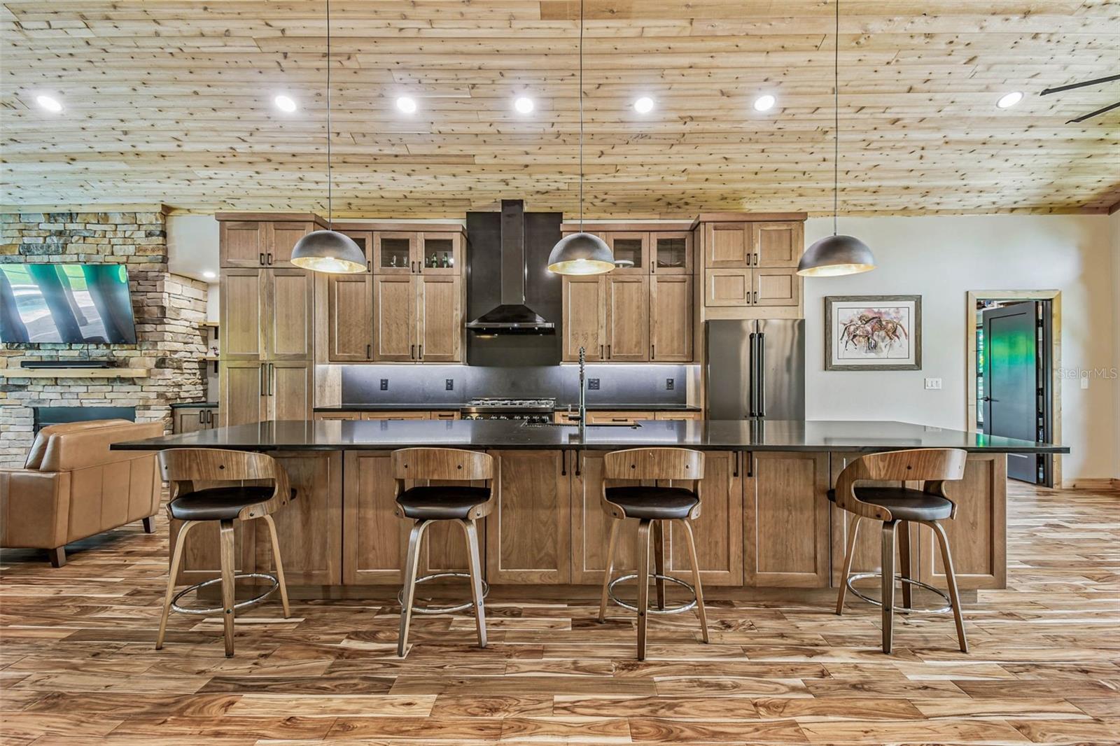 MARTINDALE ACRES - Residential