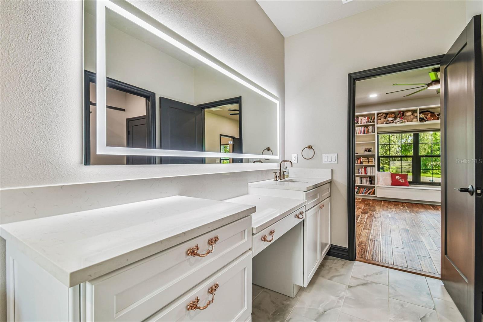 MARTINDALE ACRES - Residential