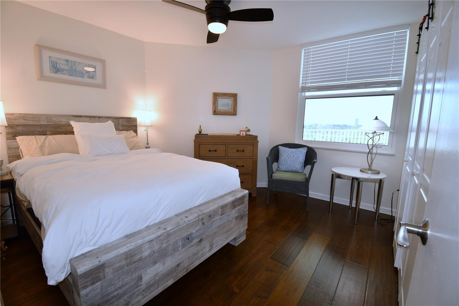 LIDO HARBOUR TOWERS - Residential Lease