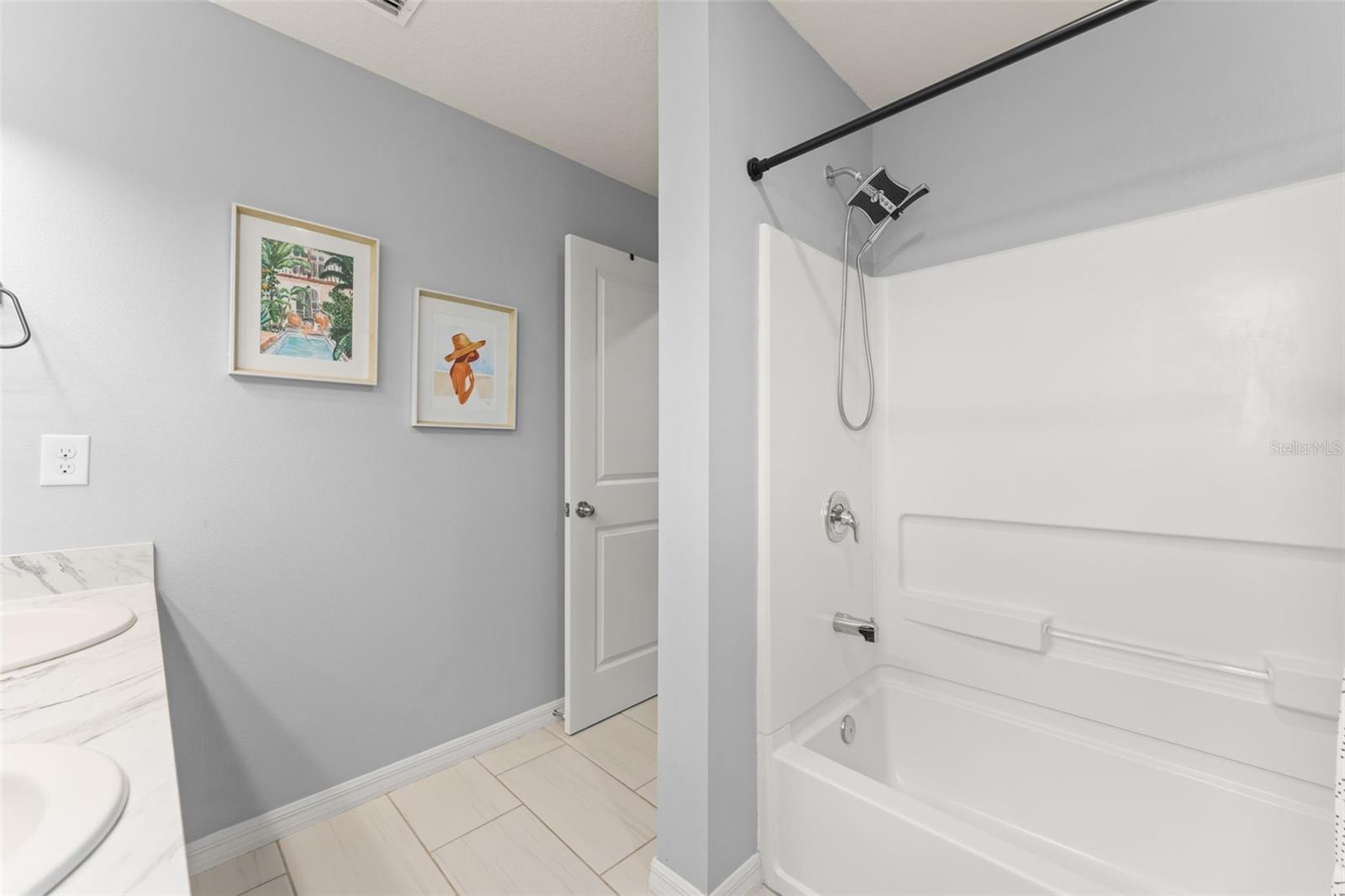 VINEYARDS/HORIZONS WEST PH 2B - Residential